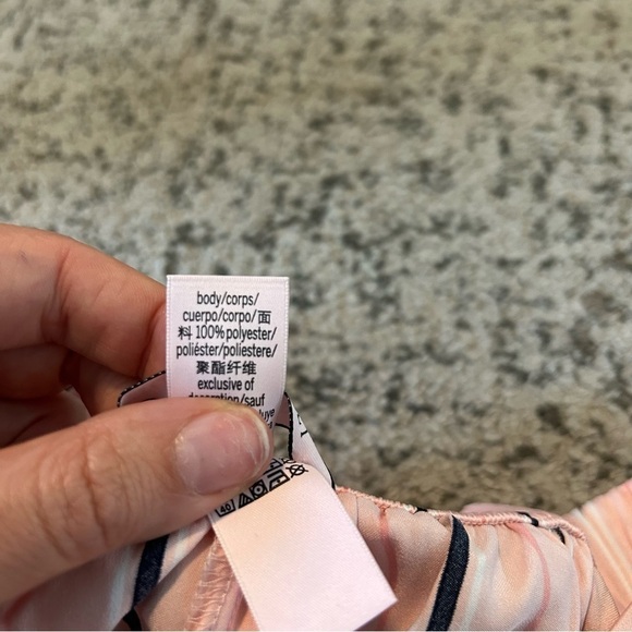 Victoria’s Secret Pink & Black Striped Long Sleeve Pajama Set Size Large - Picture 16 of 16